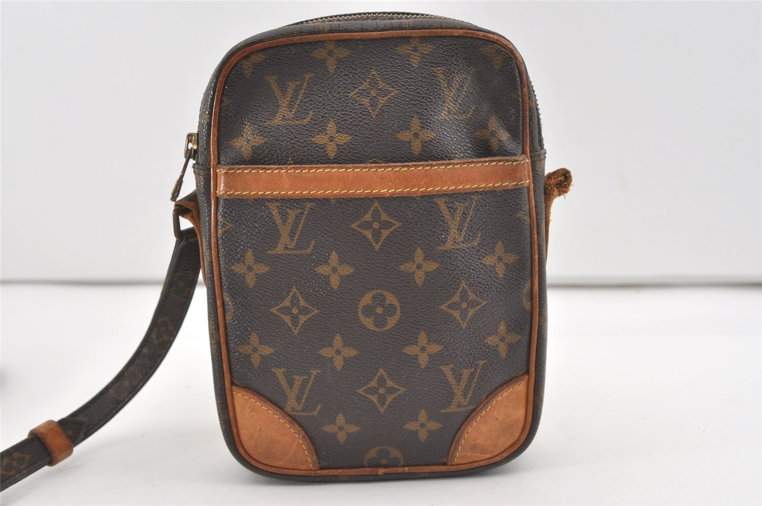 Authentic Louis Vuitton Monogram Danube Shoulder Crossbody Bag M45266 Junk 1591J