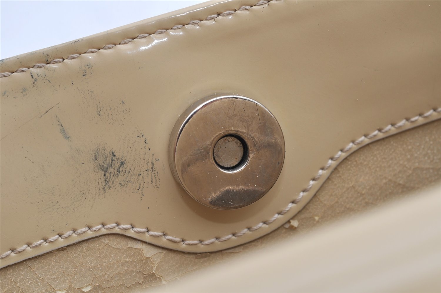 Authentic GUCCI Vintage Shoulder Bag Purse Enamel White Cream Junk 1596K