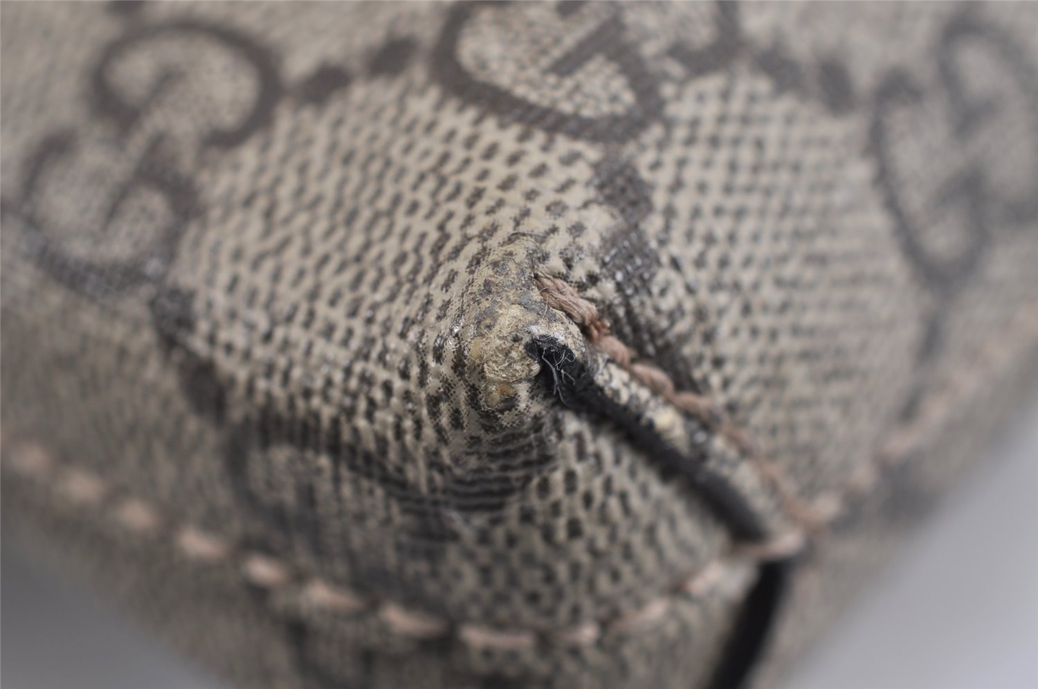 Authentic GUCCI Vintage Clutch Hand Bag Purse GG PVC Leather 523293 Brown 1600J