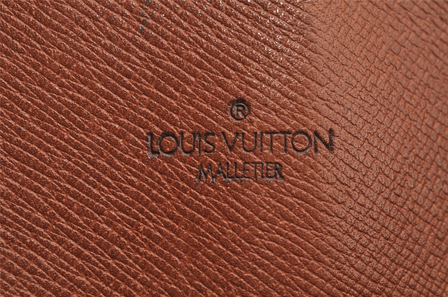 Authentic Louis Vuitton Monogram Saint Cloud GM M51242 Shoulder Cross Bag 1601I