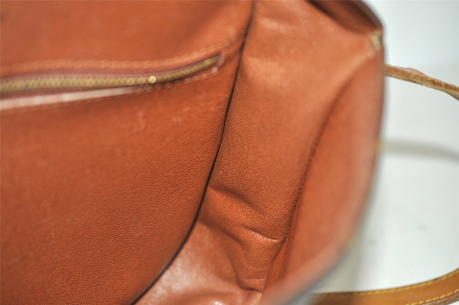 Authentic Louis Vuitton Monogram Saint Cloud GM M51242 Shoulder Cross Bag 1601I