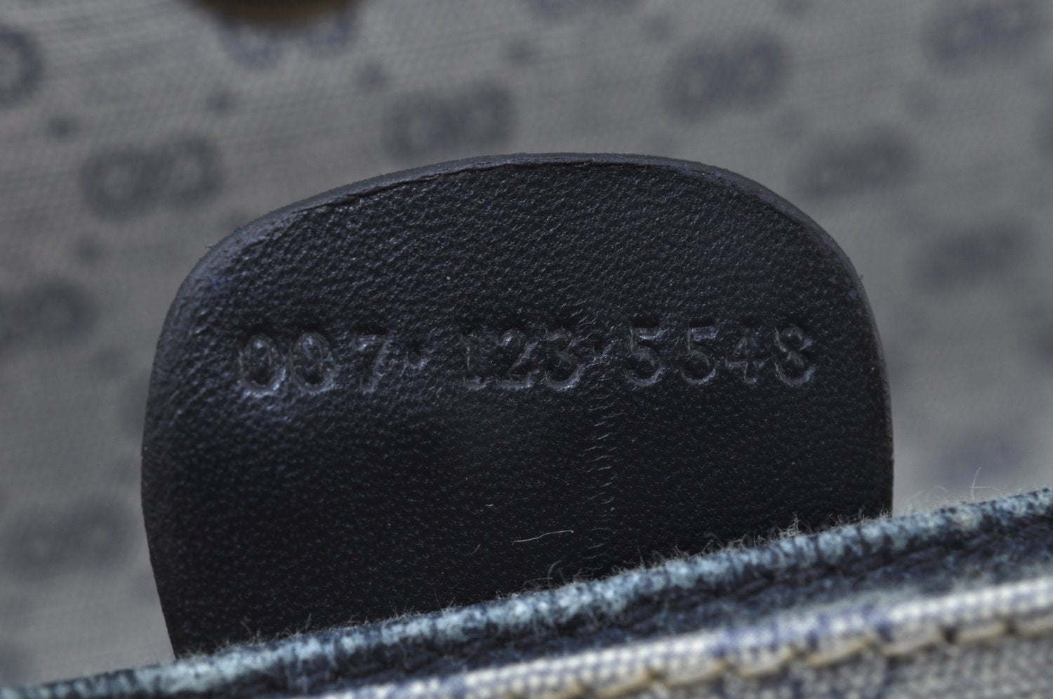 Authentic GUCCI Micro GG PVC Leather Shoulder Crossbody Bag Navy Blue Junk 1601J