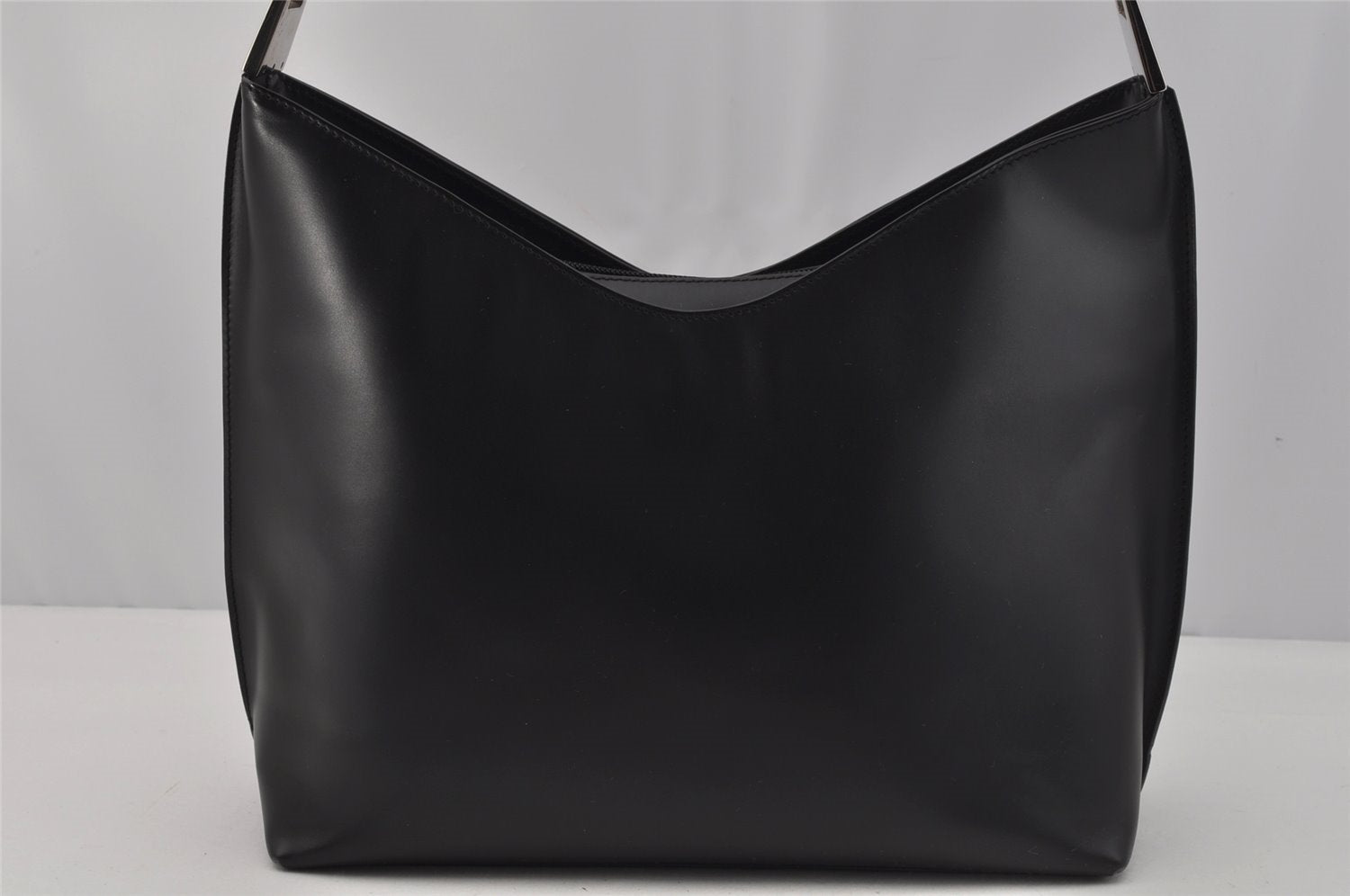 Authentic GUCCI Vintage Shoulder Hand Bag Purse Leather 0013017 Black 1609J