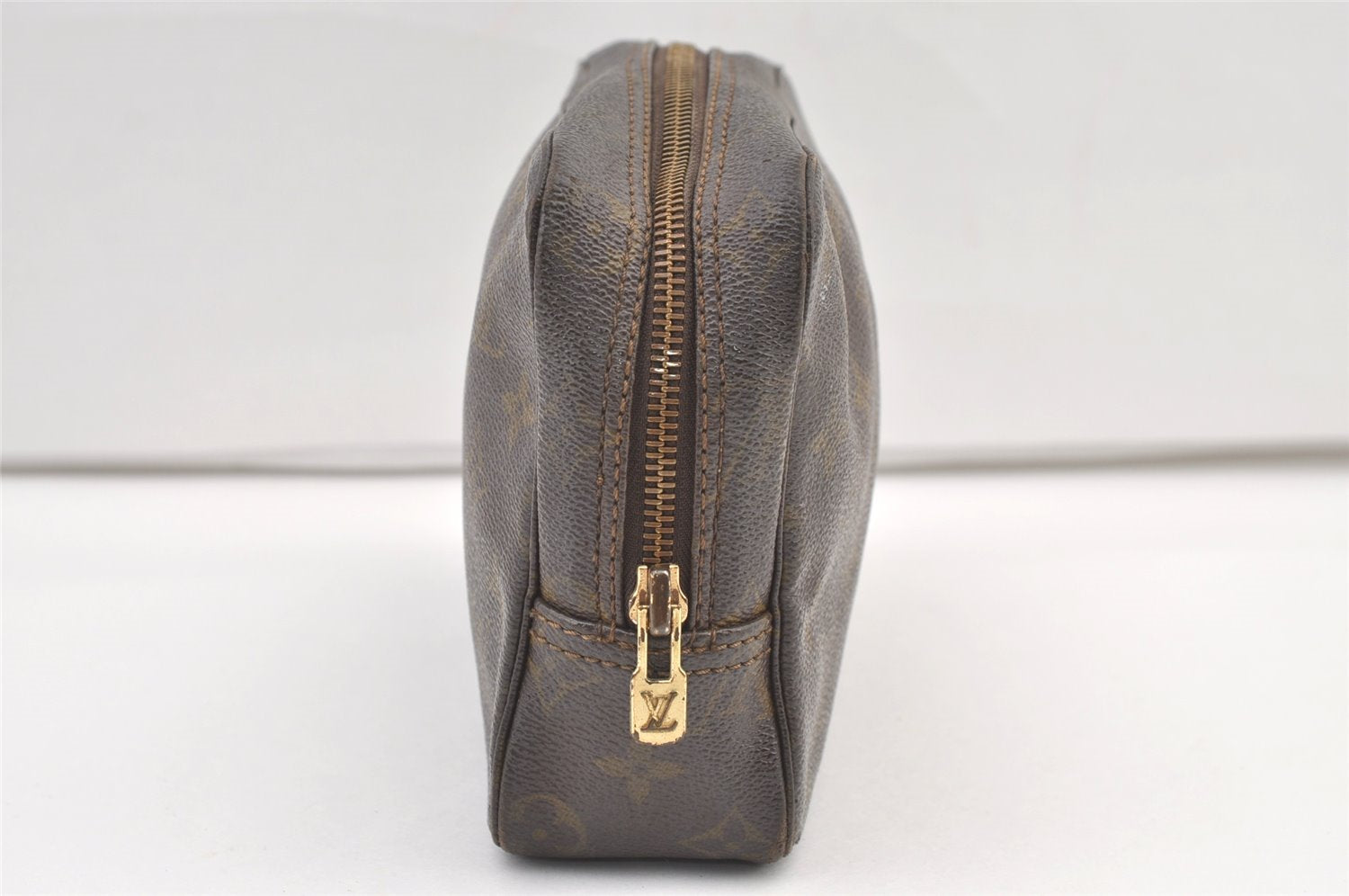 Auth Louis Vuitton Monogram Trousse Toilette 23 Clutch Hand Bag M47524 LV 1610K