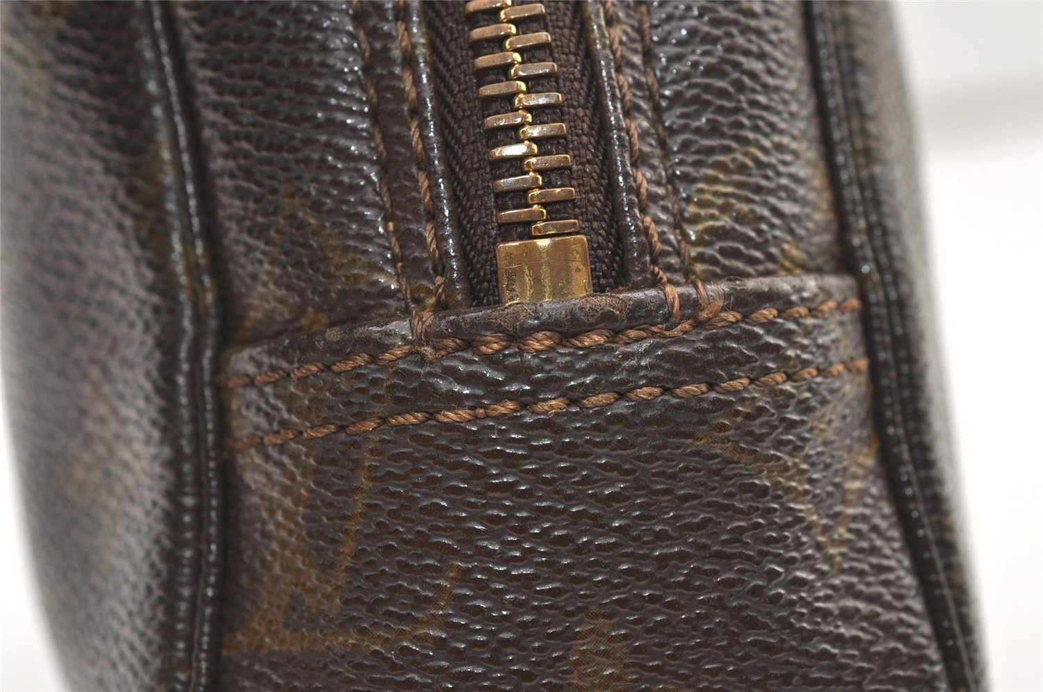 Auth Louis Vuitton Monogram Trousse Toilette 23 Clutch Hand Bag M47524 LV 1610K