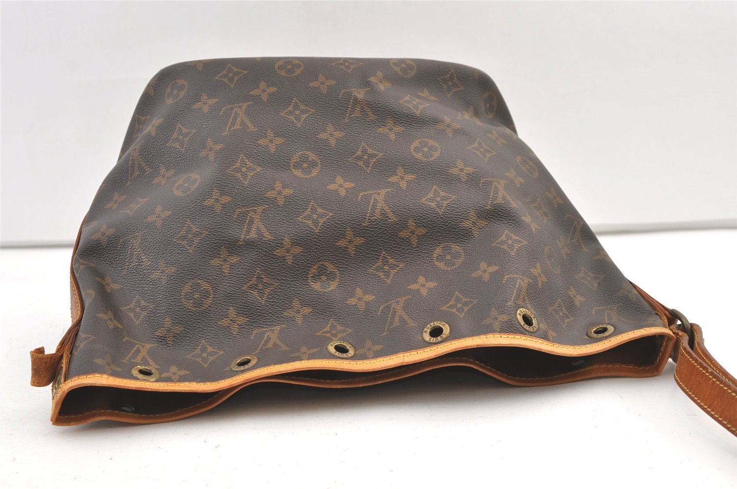 Auth Louis Vuitton Monogram Petit Noe M42226 Shoulder Drawstring Bag Junk 1612K