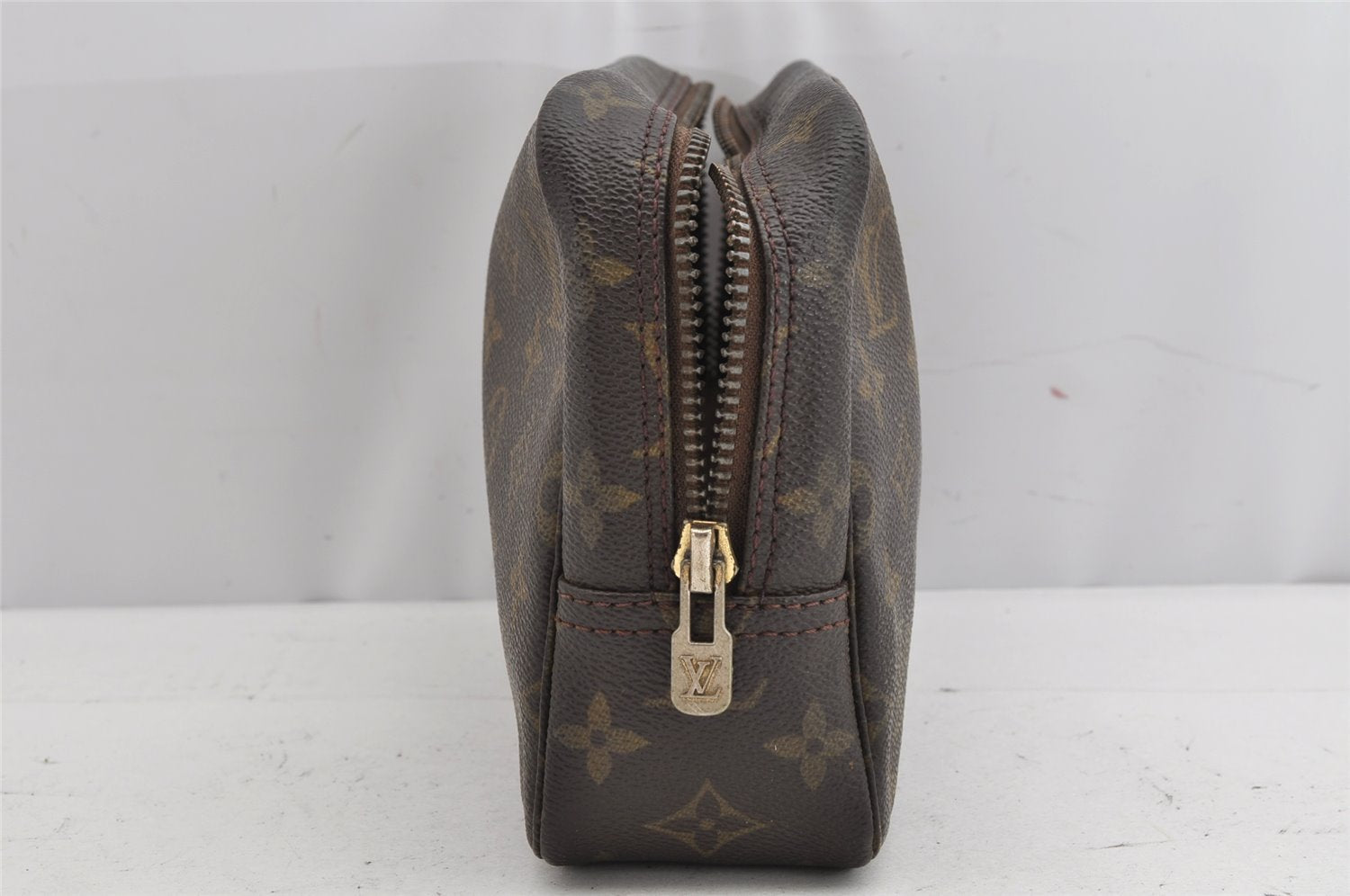 Auth Louis Vuitton Monogram Trousse Toilette 23 Clutch Bag M47524 Junk 1614K