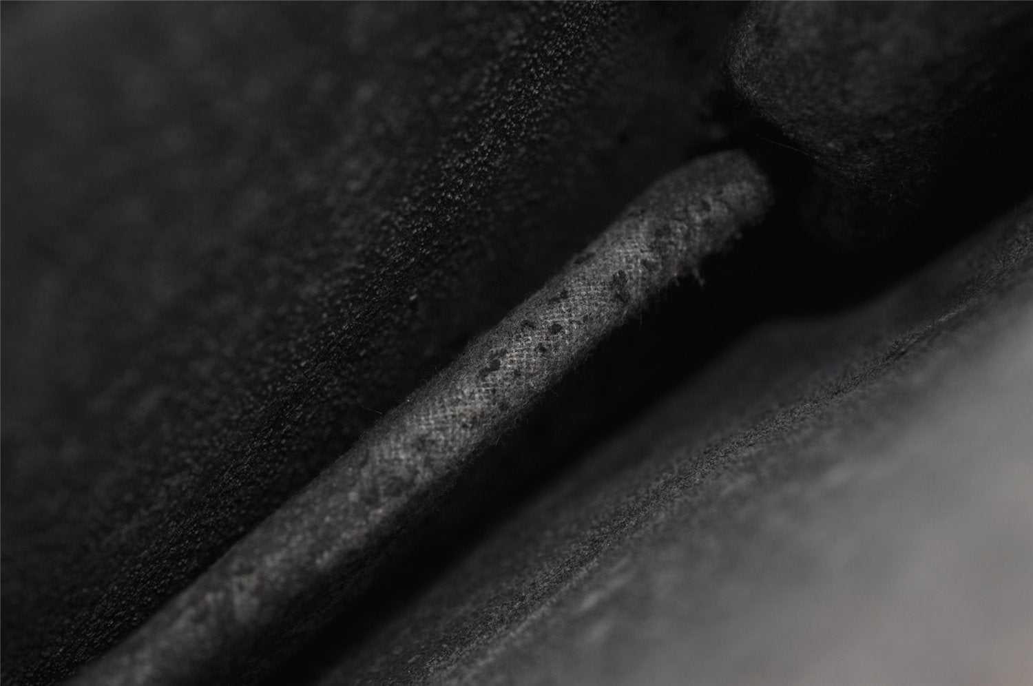 Authentic Louis Vuitton Epi Trousse Crete Clutch Bag Black M48402 LV Junk 1615I