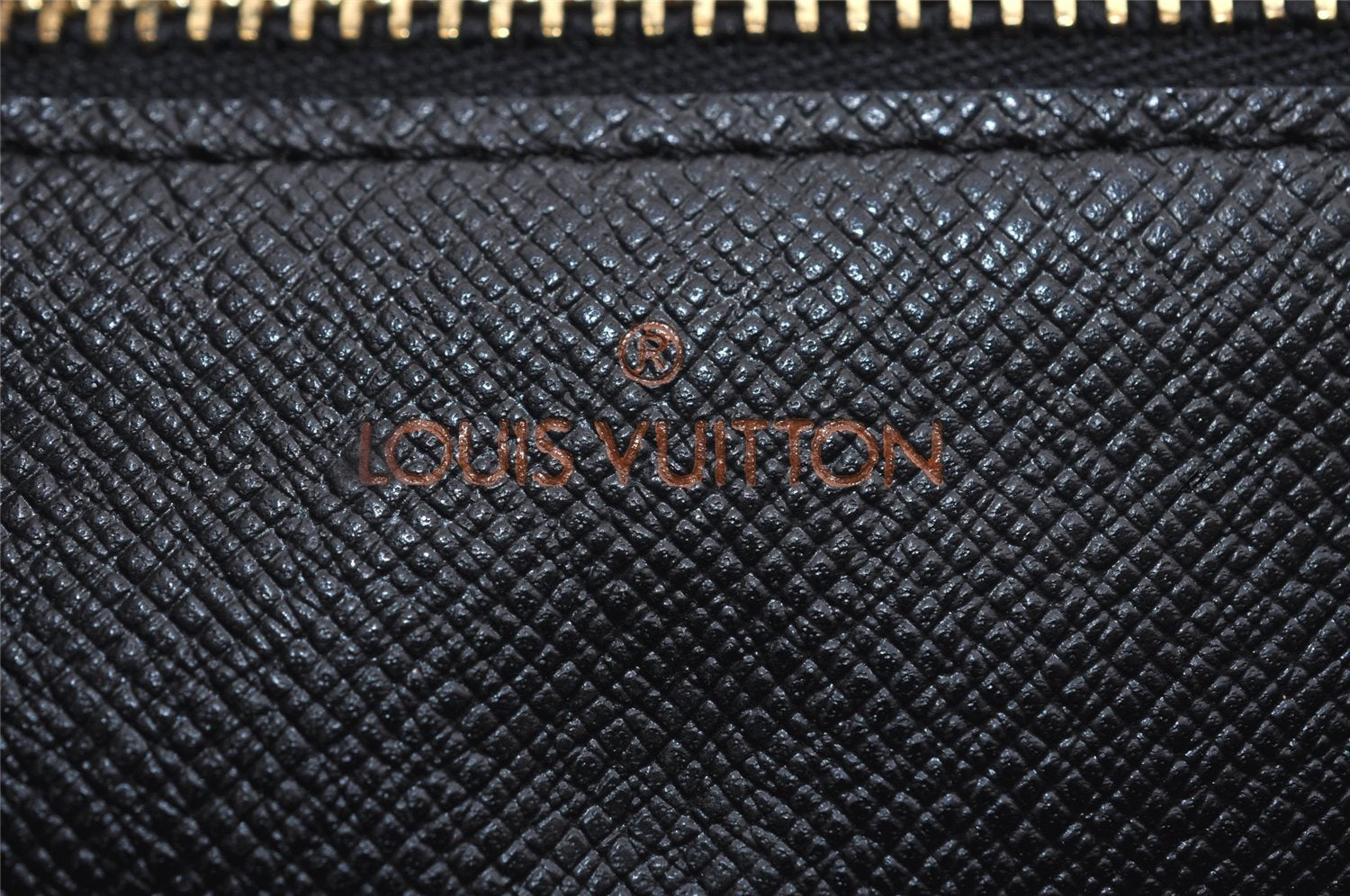 Authentic Louis Vuitton Epi Montaigne 27 Clutch Hand Bag Blue M52655 LV 1619I