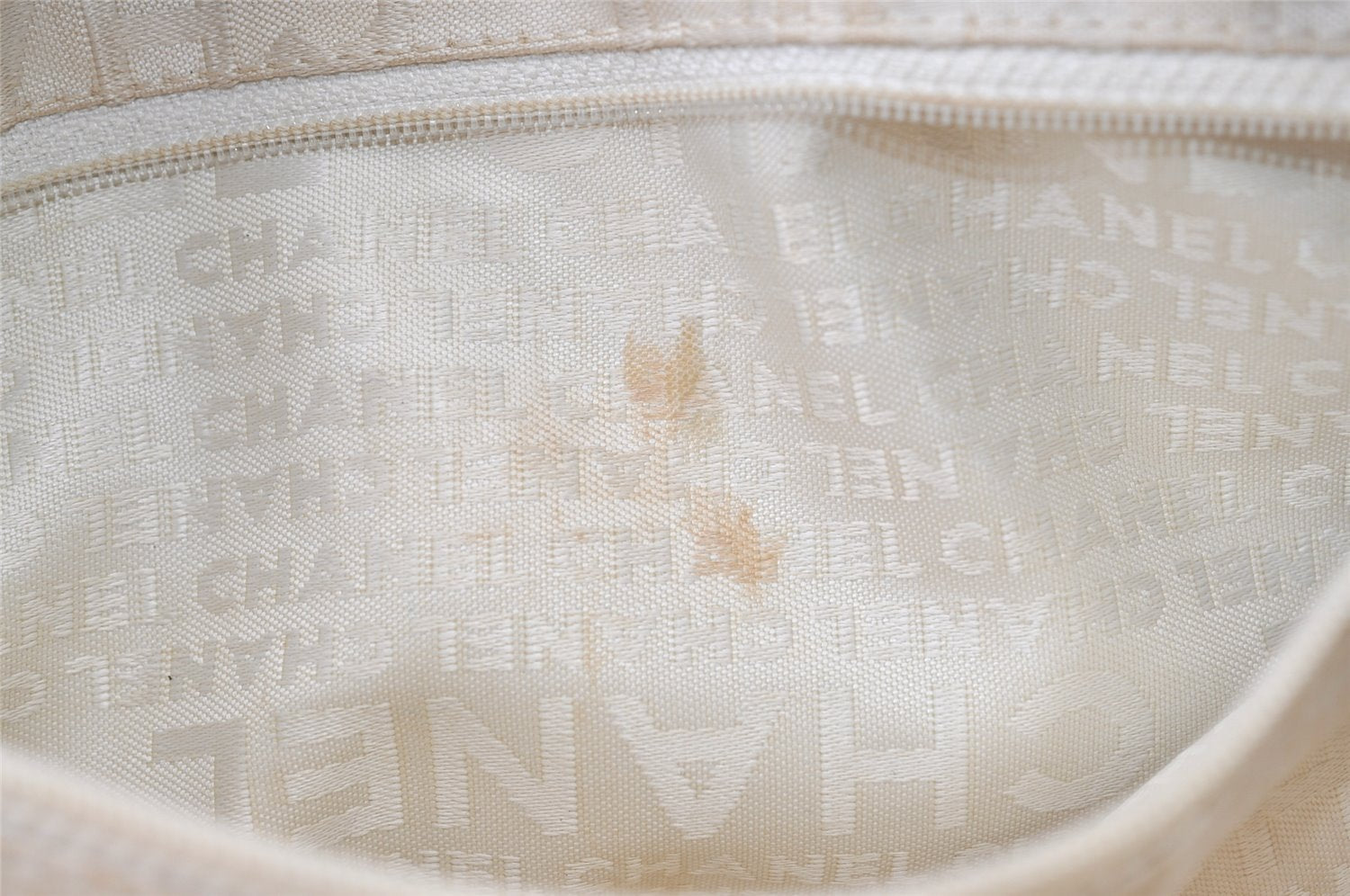 Authentic CHANEL Cotton Leather CC Logo Hand Boston Bag Purse White Cream 1619K