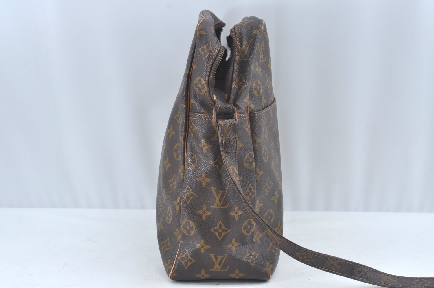 Authentic Louis Vuitton Monogram Marceau Shoulder Cross Bag Old Model Junk 1620J