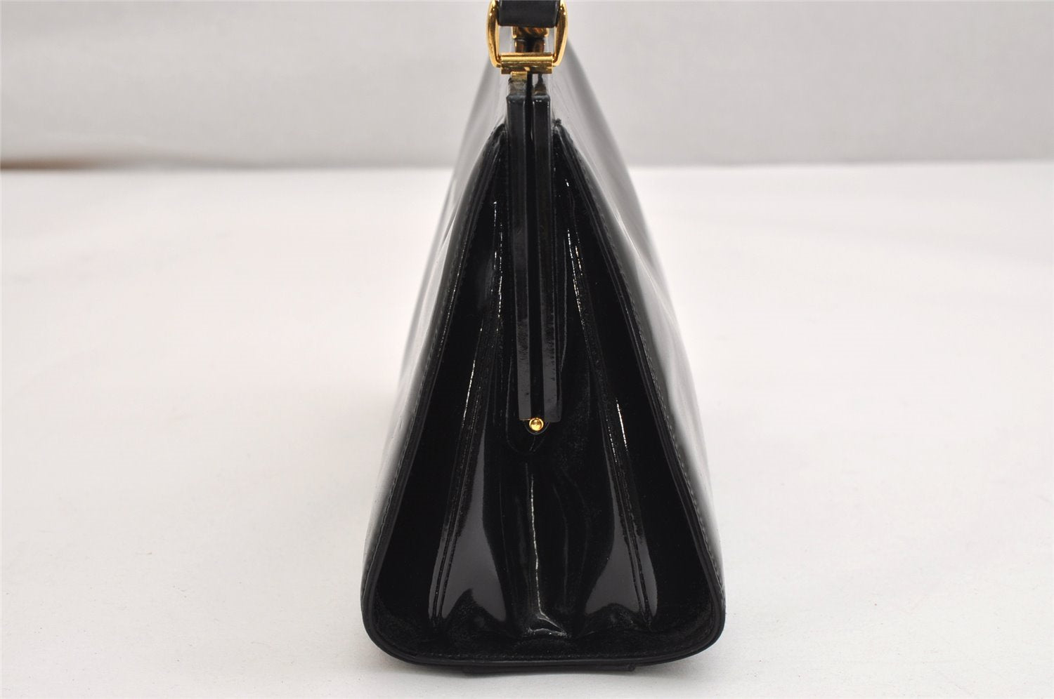 Authentic GUCCI Vintage Shoulder Hand Bag Purse Enamel Black 1621K