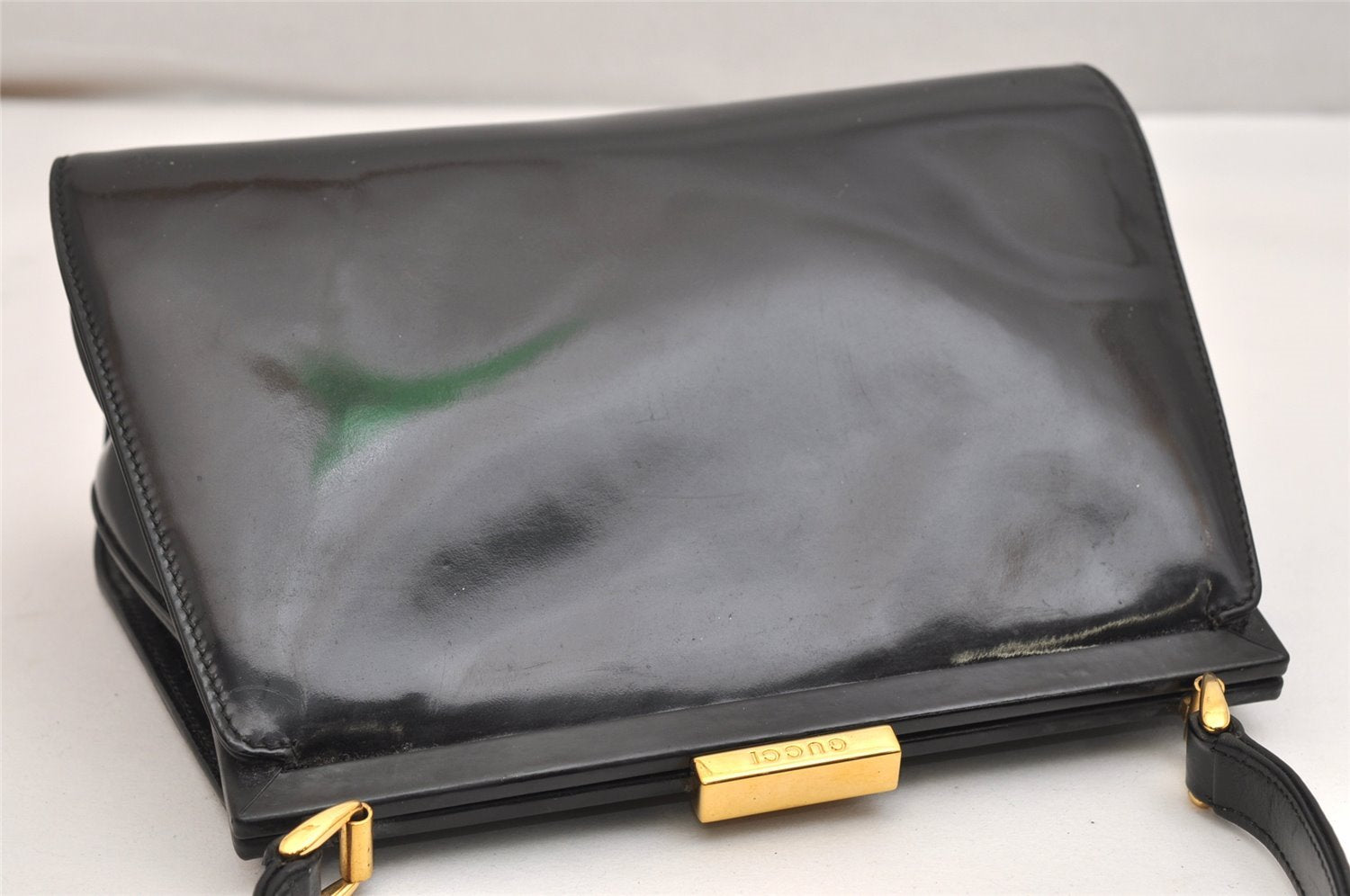 Authentic GUCCI Vintage Shoulder Hand Bag Purse Enamel Black 1621K