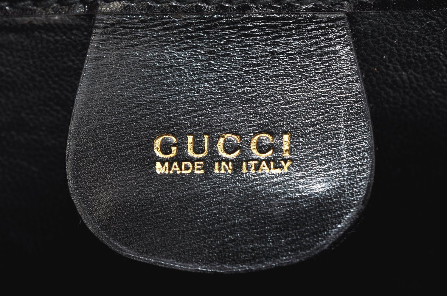 Authentic GUCCI Vintage Shoulder Hand Bag Purse Enamel Black 1621K