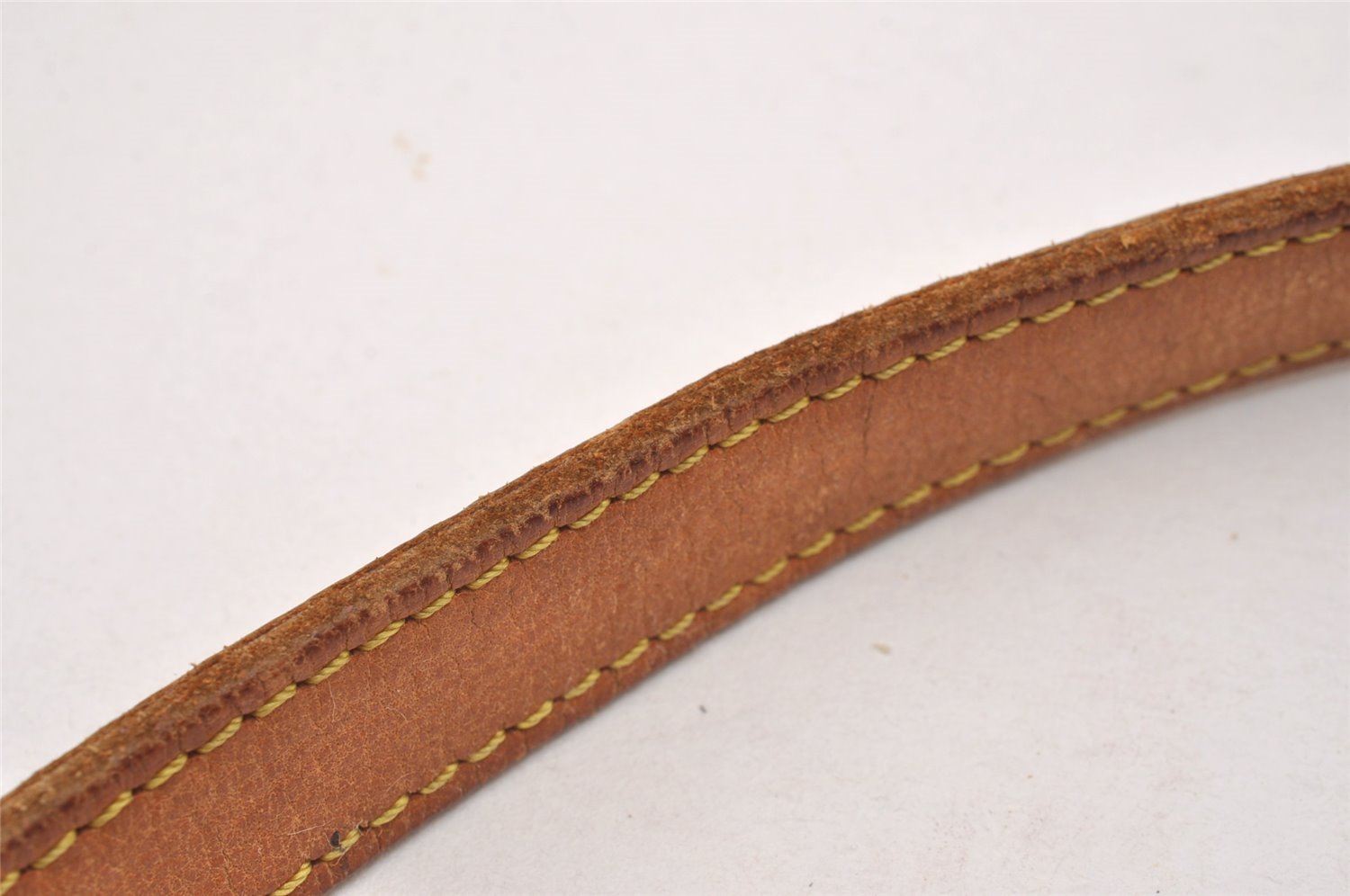 Authentic Louis Vuitton Leather Shoulder Strap Beige 36.8-43.3