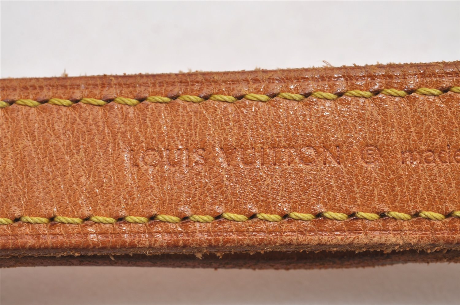 Authentic Louis Vuitton Leather Shoulder Strap Beige 36.8-43.3