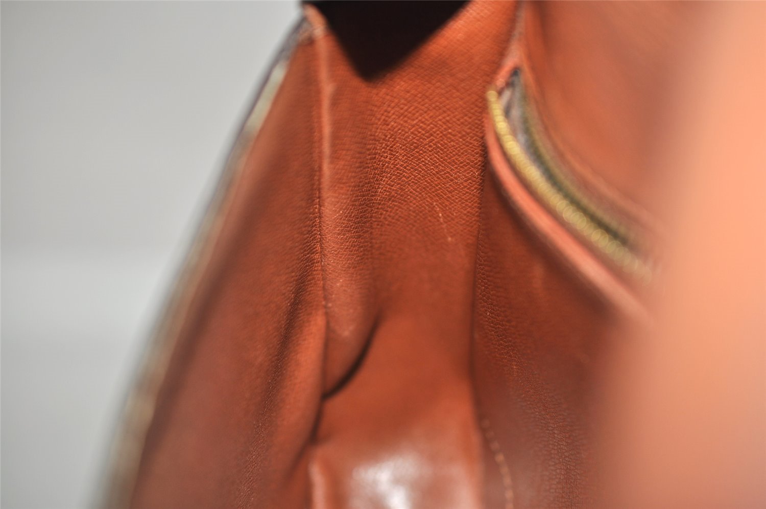 Authentic Louis Vuitton Monogram Saint Cloud GM M51242 Shoulder Bag Junk 1624I