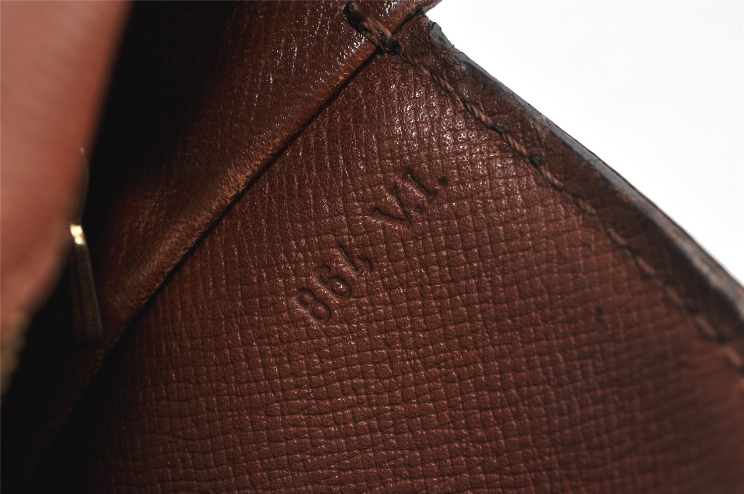 Authentic Louis Vuitton Monogram Saint Cloud GM M51242 Shoulder Bag Junk 1624I