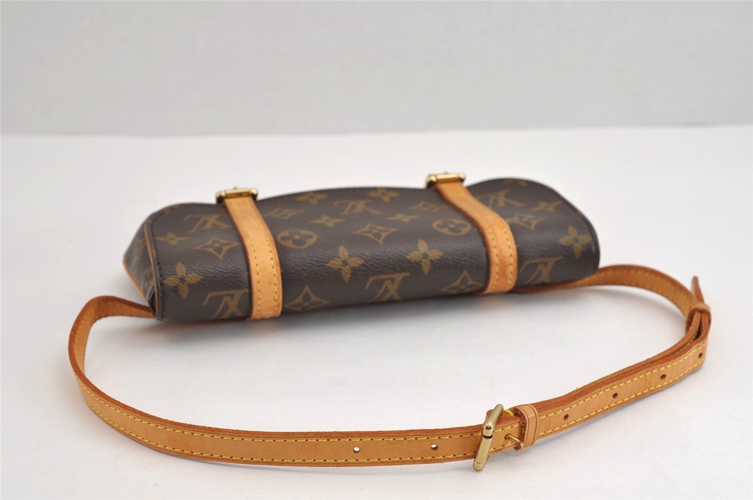 Authentic Louis Vuitton Monogram Pochette Marelle Waist Body Bag M51159 LV 1629J