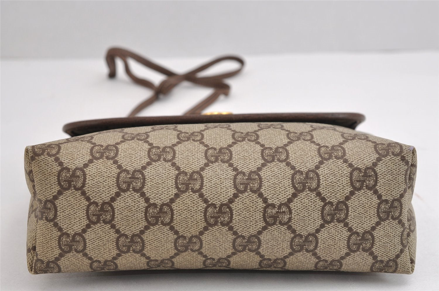 Authentic GUCCI Shoulder Cross Body Bag Purse GG PVC Leather Brown Junk 1630J