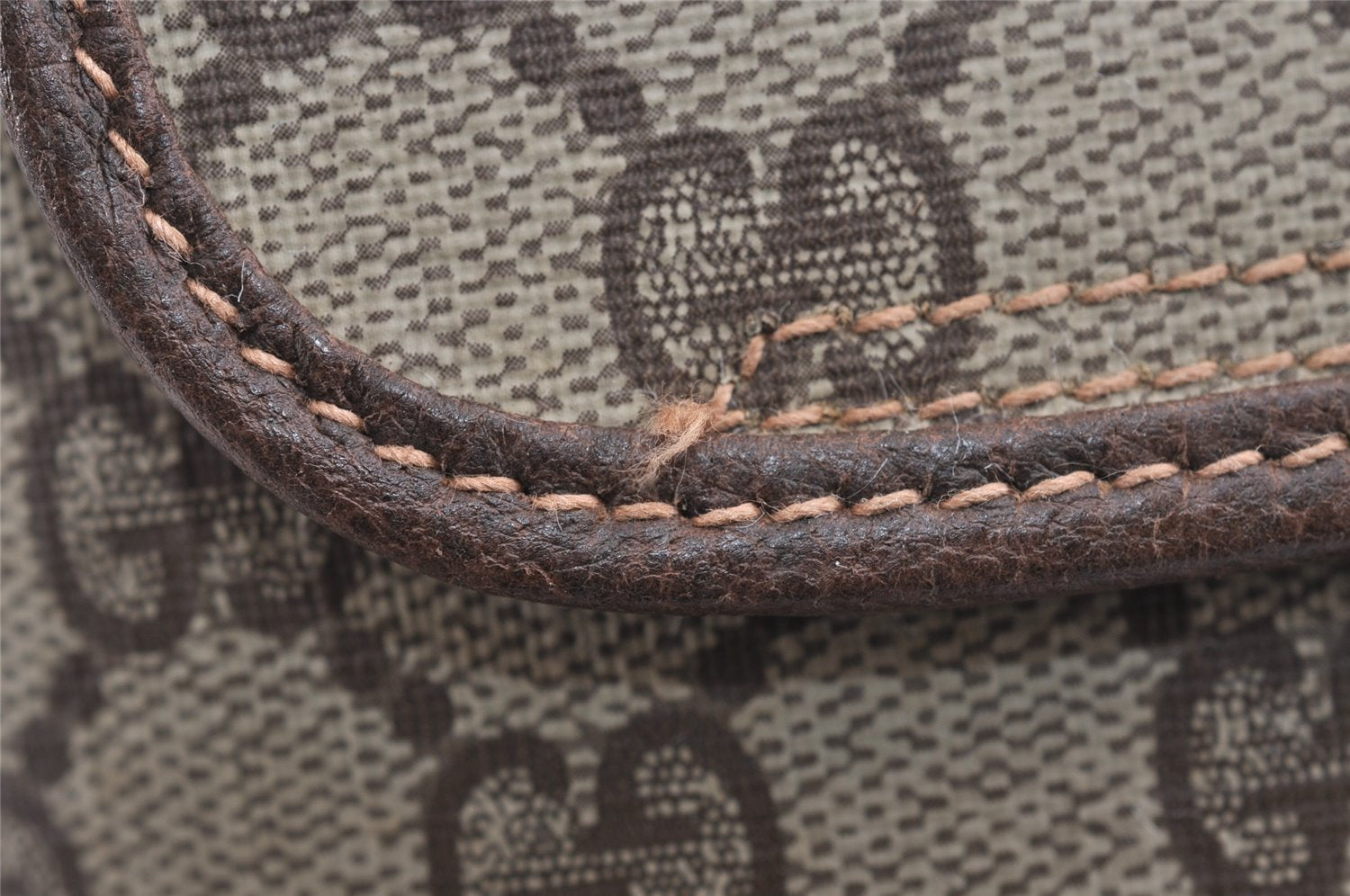 Authentic GUCCI Shoulder Cross Body Bag Purse GG PVC Leather Brown Junk 1630J