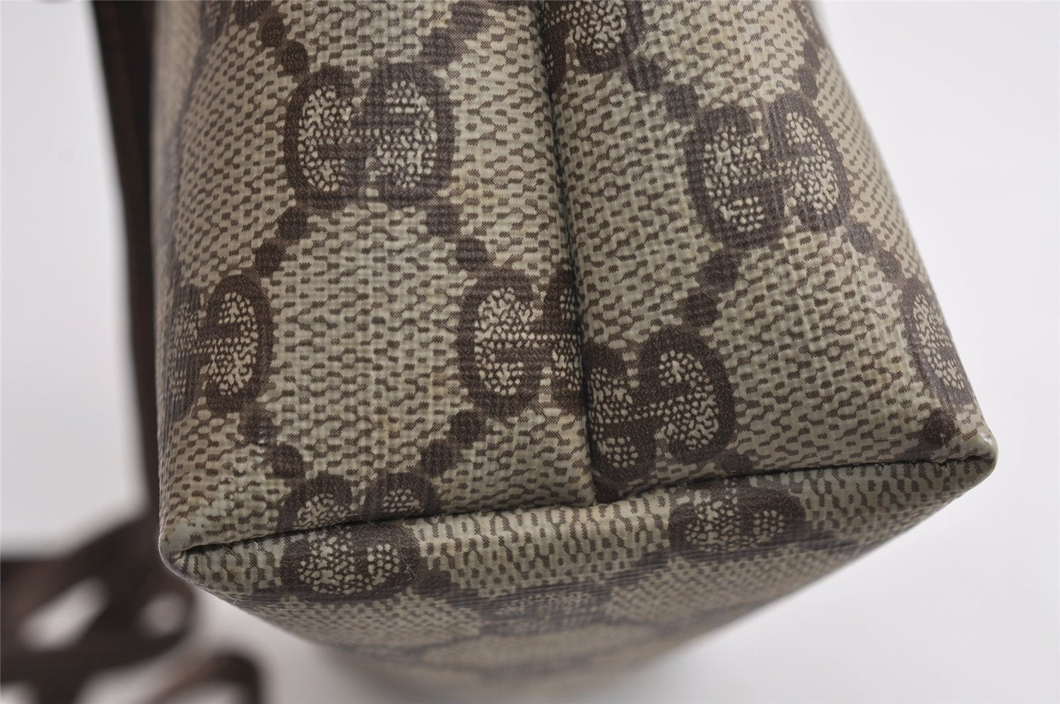 Authentic GUCCI Shoulder Cross Body Bag Purse GG PVC Leather Brown Junk 1630J