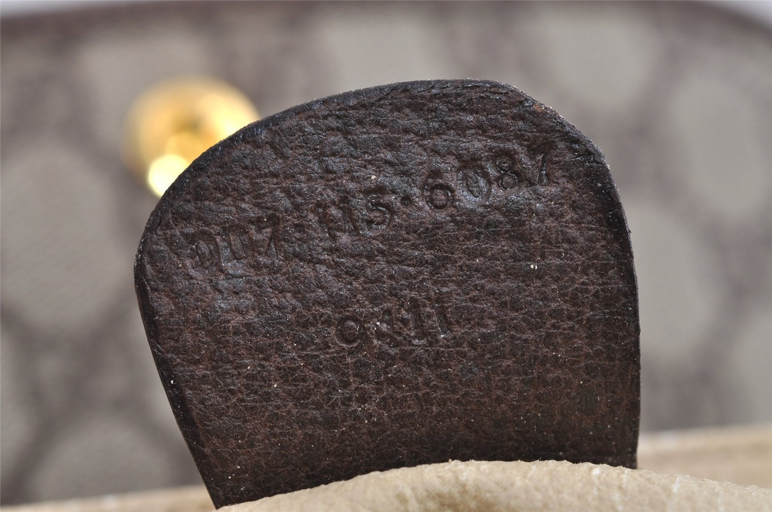 Authentic GUCCI Shoulder Cross Body Bag Purse GG PVC Leather Brown Junk 1630J