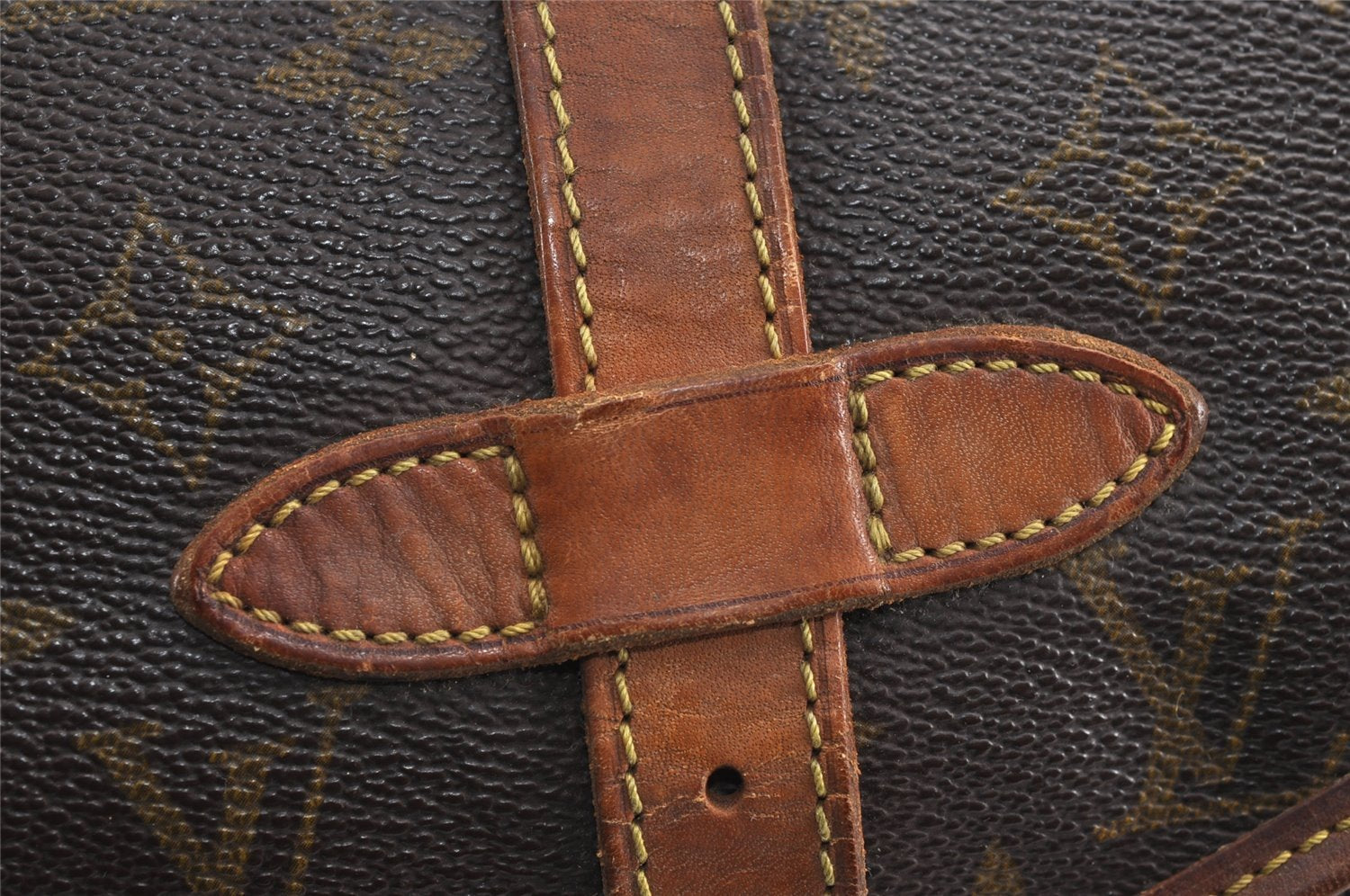 Authentic Louis Vuitton Monogram Saumur 30 Shoulder Cross Bag M42256 LV 1636J