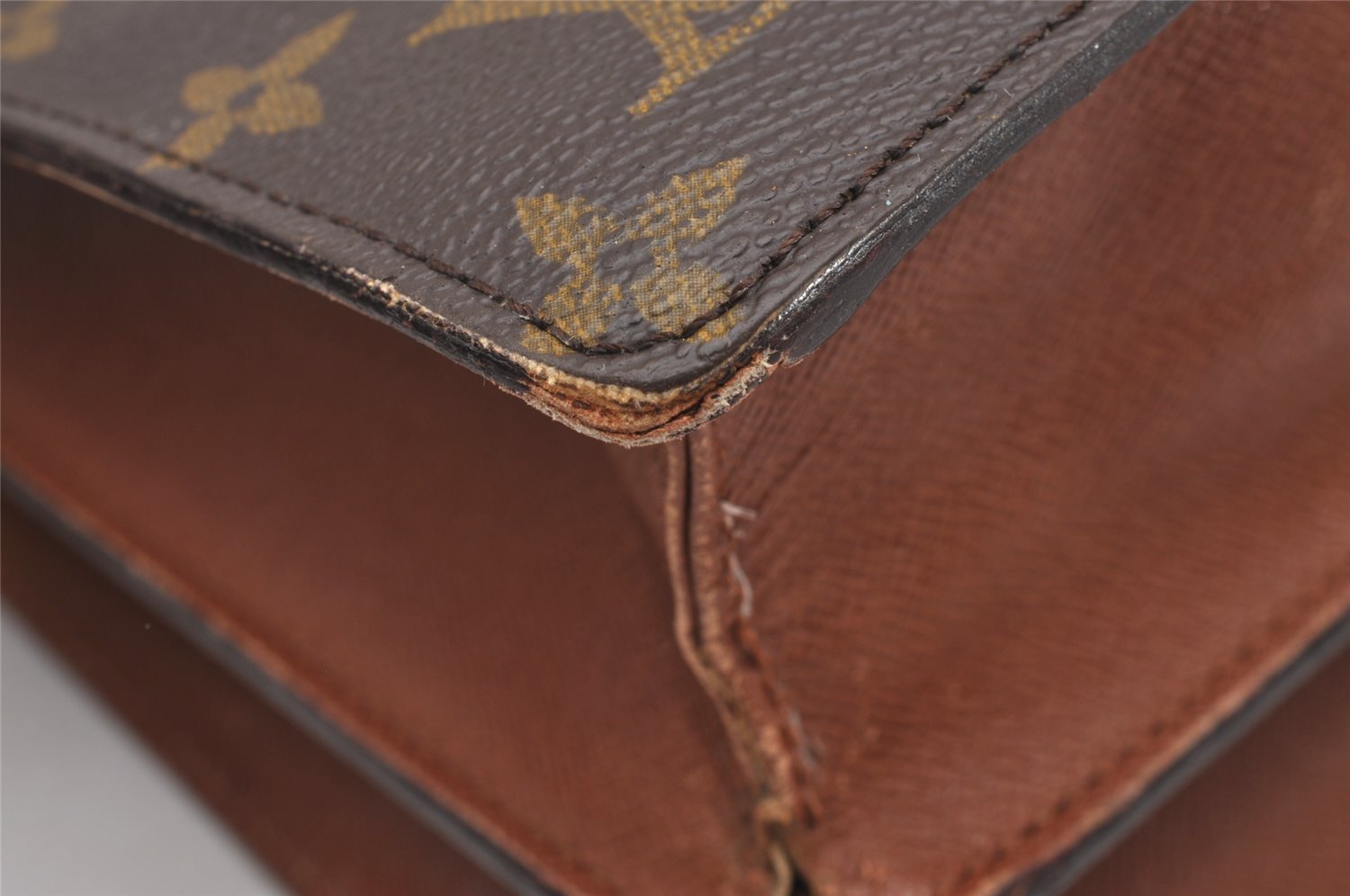 Authentic Louis Vuitton Monogram Courcelles Shoulder Cross Bag M51375 LV 1639J