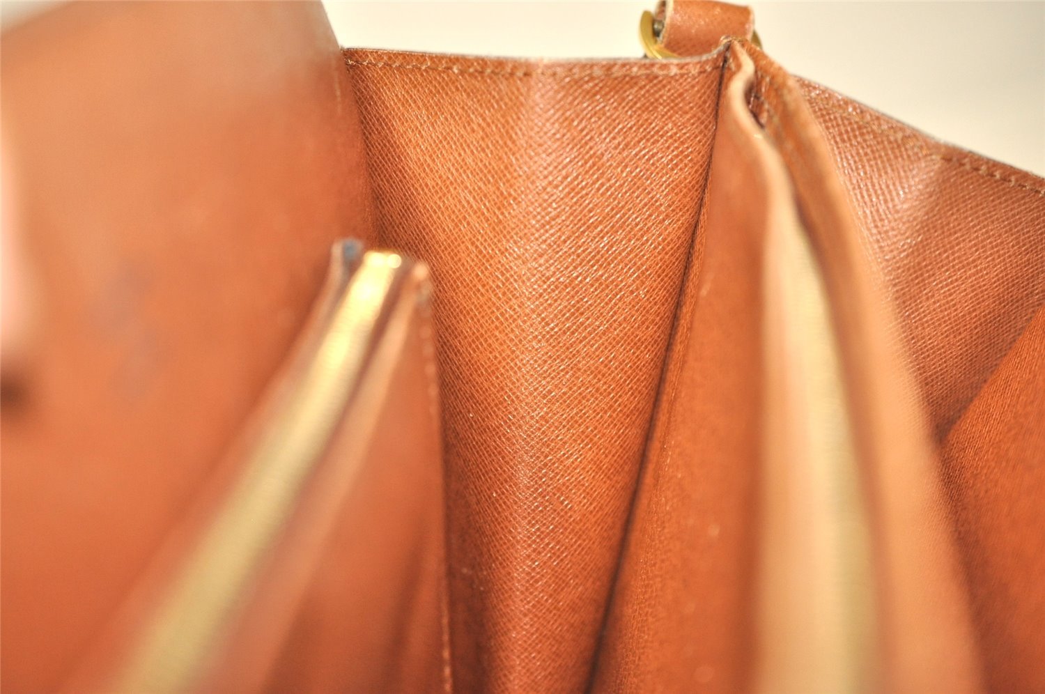 Authentic Louis Vuitton Monogram Courcelles Shoulder Cross Bag M51375 LV 1639J