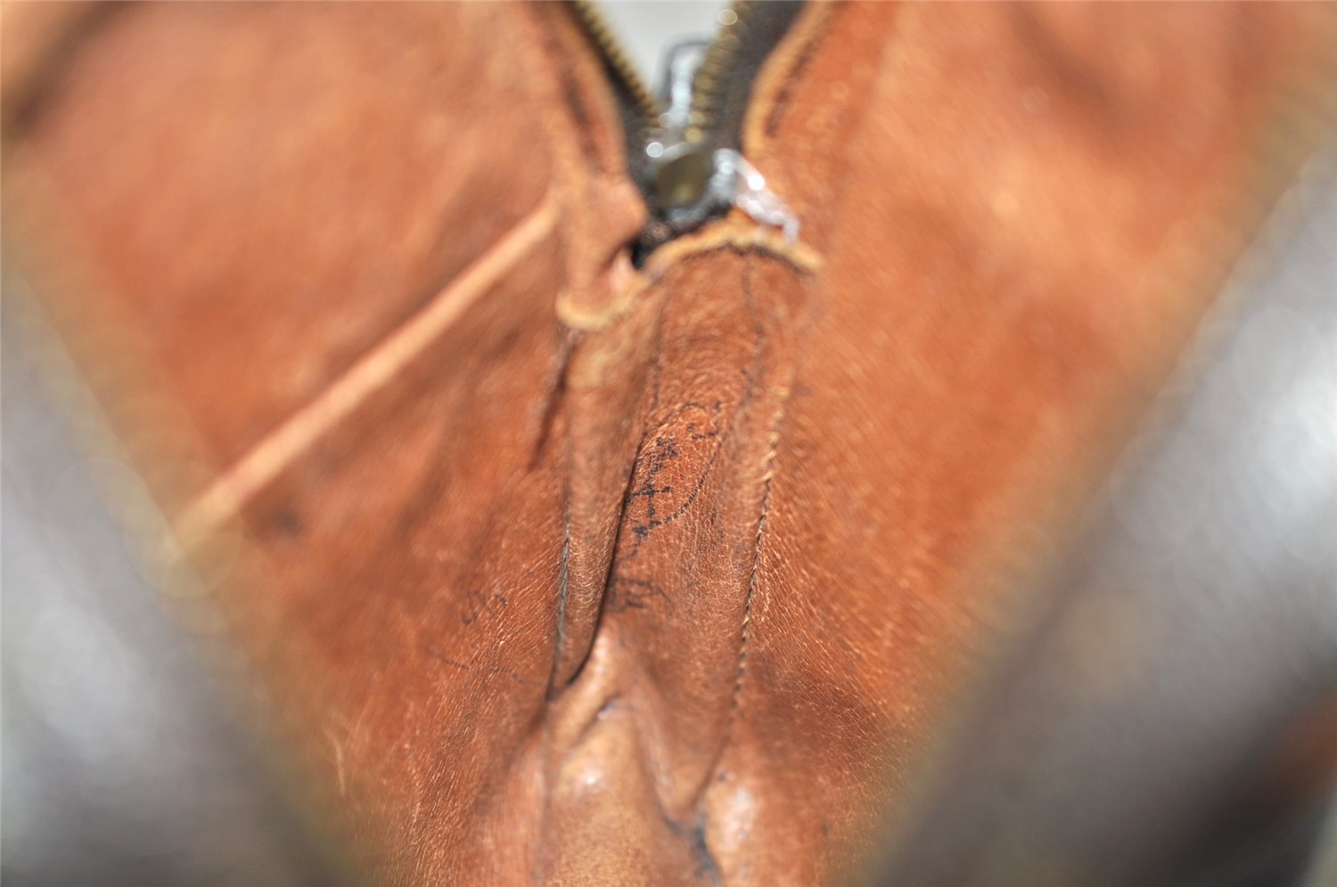 Authentic Louis Vuitton Monogram Danube Shoulder Cross Bag Old Model LV 1641I