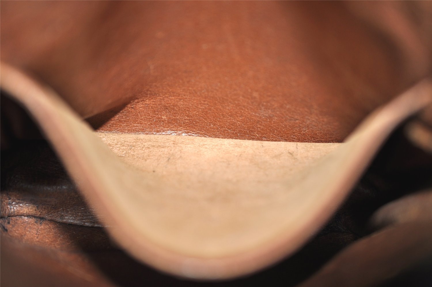 Authentic Louis Vuitton Monogram Danube Shoulder Cross Bag Old Model LV 1641I