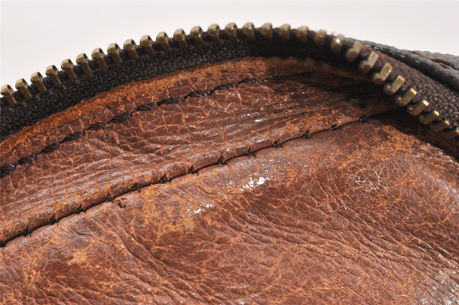 Authentic Louis Vuitton Monogram Danube Shoulder Cross Bag Old Model LV 1641I