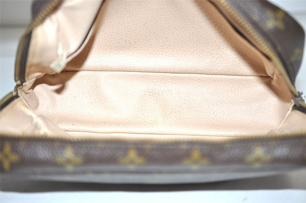 Auth Louis Vuitton Monogram Trousse Toilette 23 Clutch Hand Bag Old Model 1643I