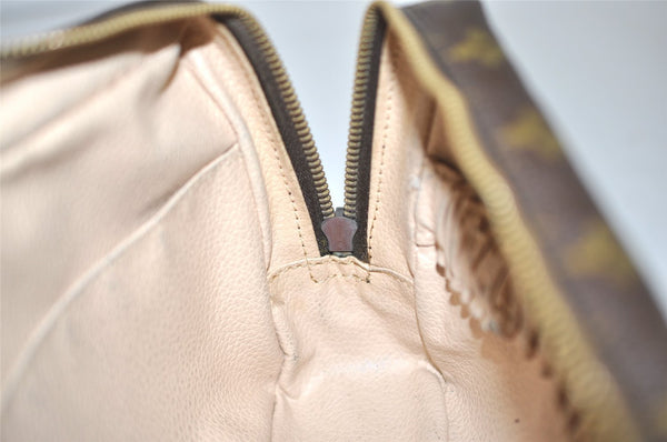 Auth Louis Vuitton Monogram Trousse Toilette 23 Clutch Hand Bag Old Model 1643I