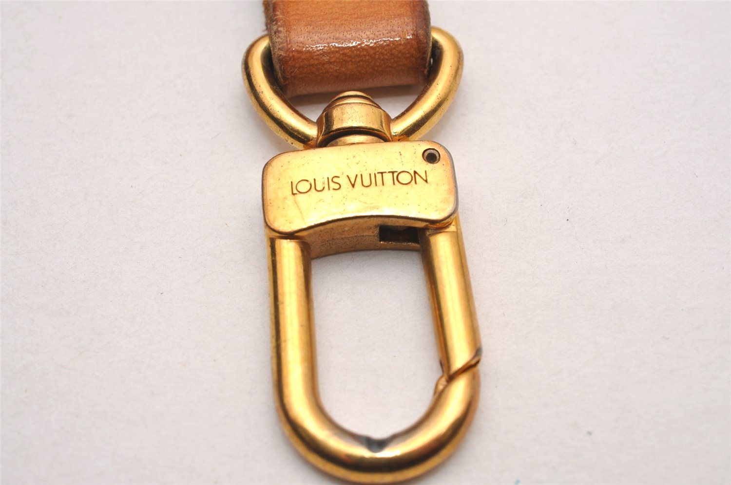 Authentic Louis Vuitton Leather Shoulder Strap Beige 39.6