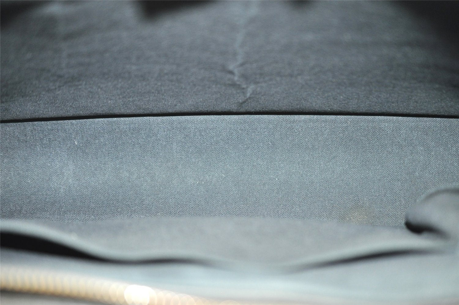 Auth Louis Vuitton Taiga Porte Documents Lozan Briefcase M30052 Black Junk 1646I