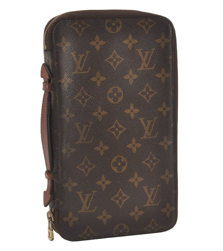 Authentic Louis Vuitton Monogram Poche Escapade Travel Case M60113 LV 1646J