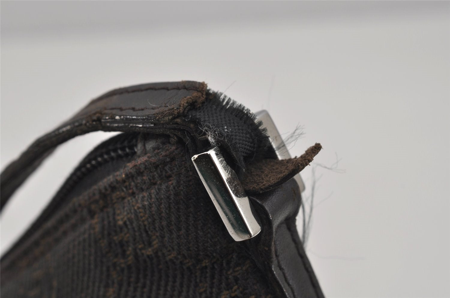 Authentic GUCCI Vintage Hand Bag Pouch Purse GG Canvas Leather 07198 Brown 1657J