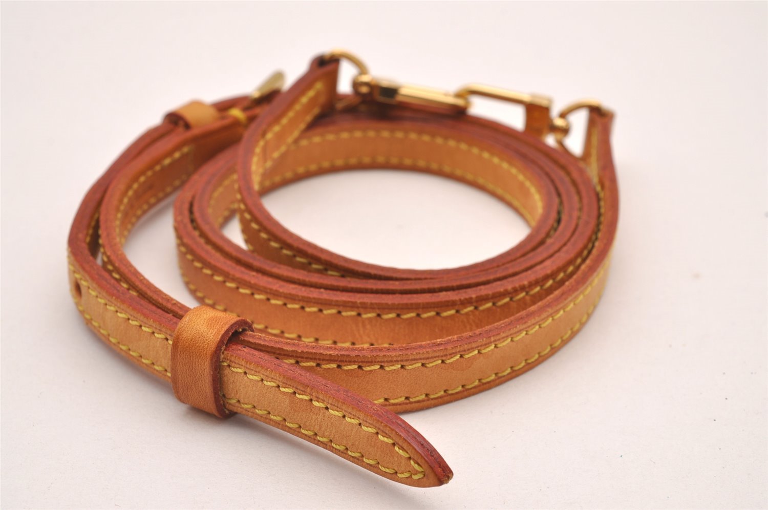 Authentic Louis Vuitton Leather Shoulder Strap Beige 39.6-46.1