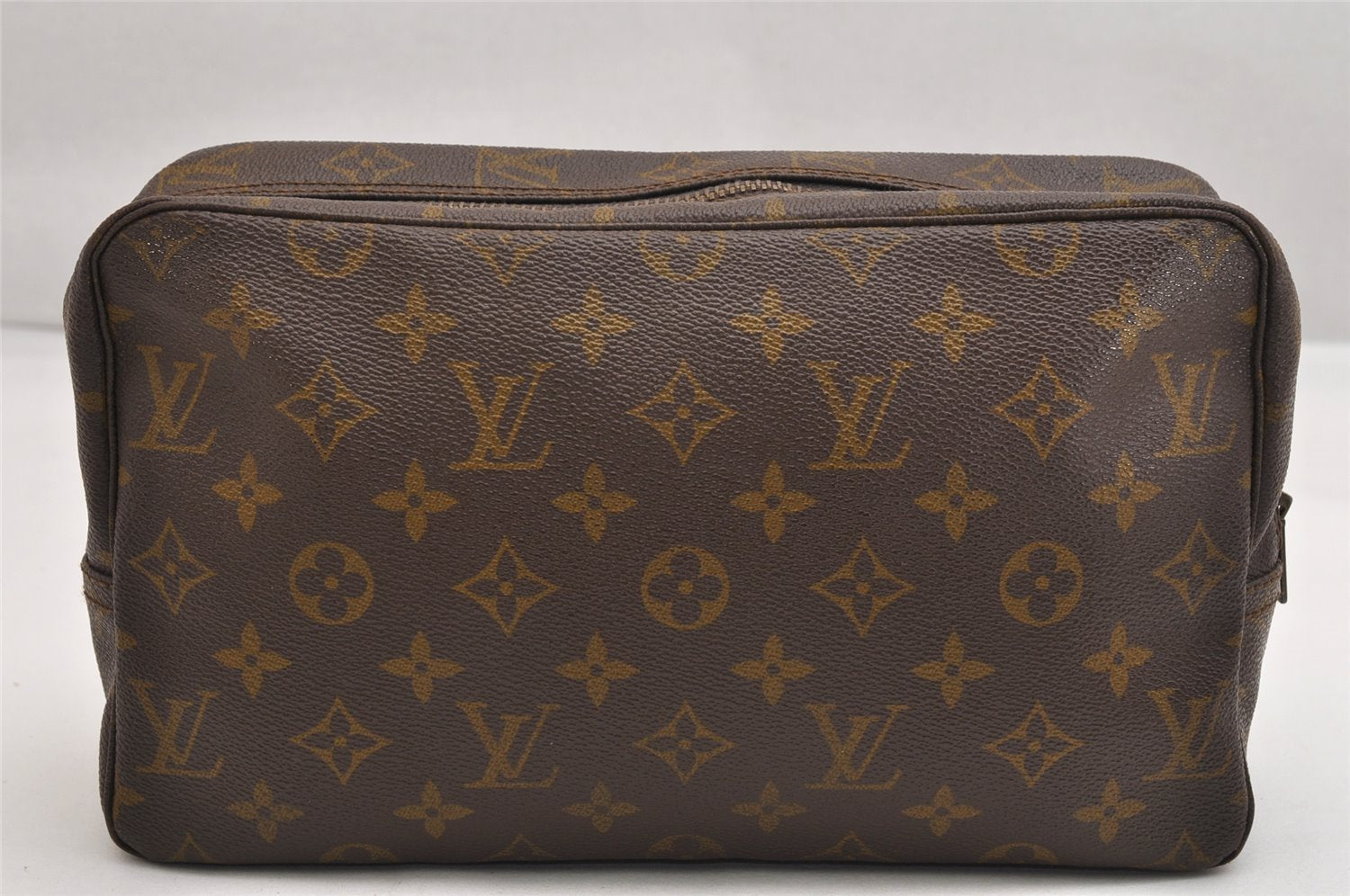 Auth Louis Vuitton Monogram Trousse Toilette 28 Clutch Hand Bag Old Model 1658K