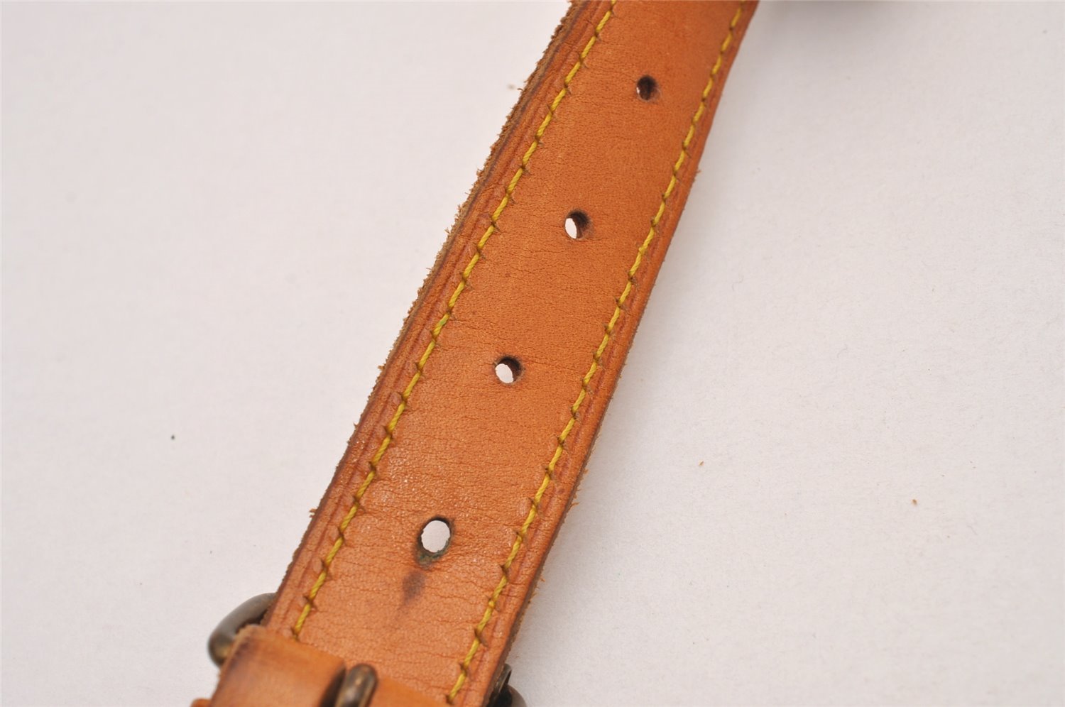 Authentic Louis Vuitton Leather Shoulder Strap Beige 37.2-44.5