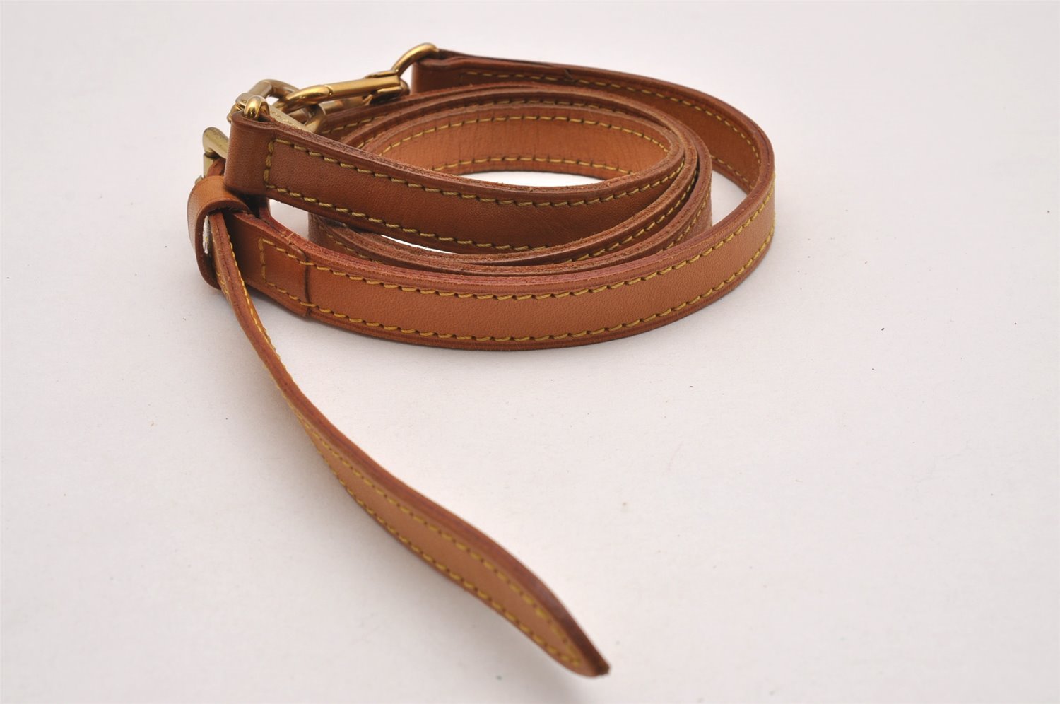 Authentic Louis Vuitton Leather Shoulder Strap Beige 41.5-48.4