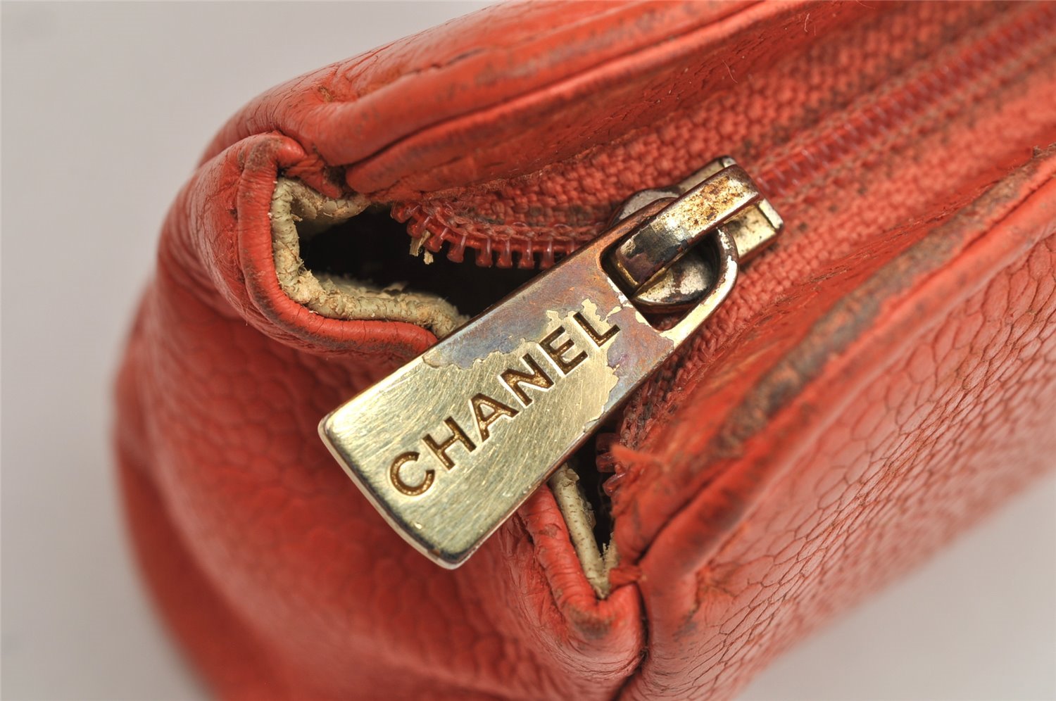 Authentic CHANEL Caviar Skin CC Logo Cosmetic Pouch Purse Orange Junk 1661K