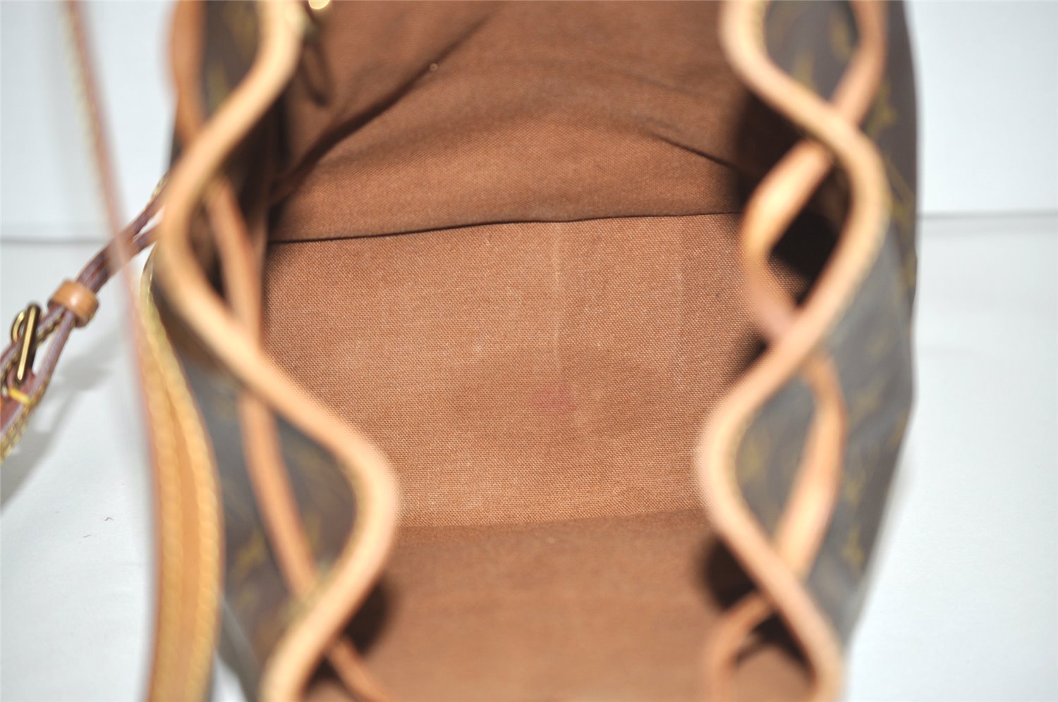 Authentic Louis Vuitton Monogram Montsouris MM Backpack M51136 LV 1663I