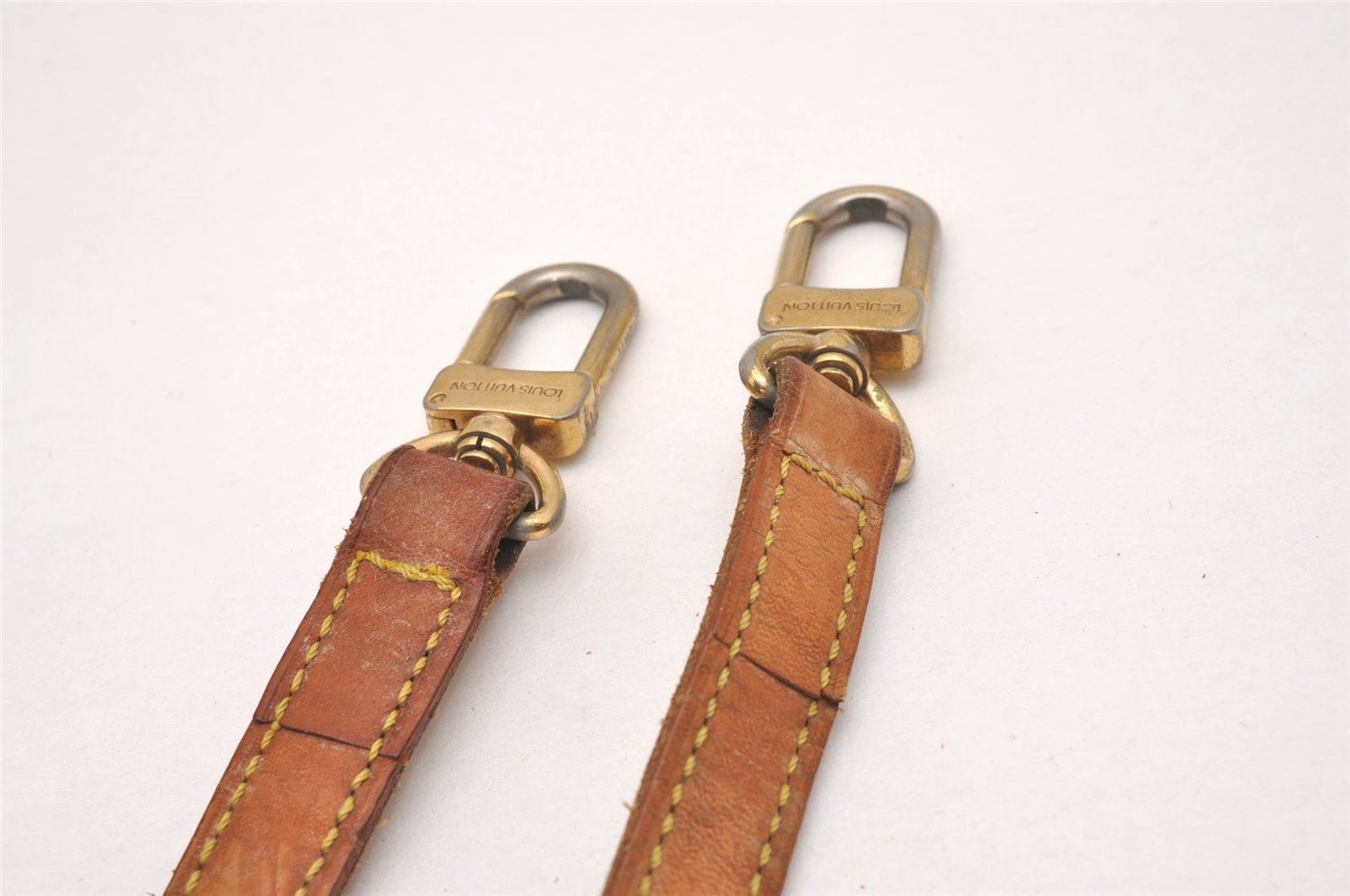 Authentic Louis Vuitton Leather Shoulder Strap Beige 40-46.5