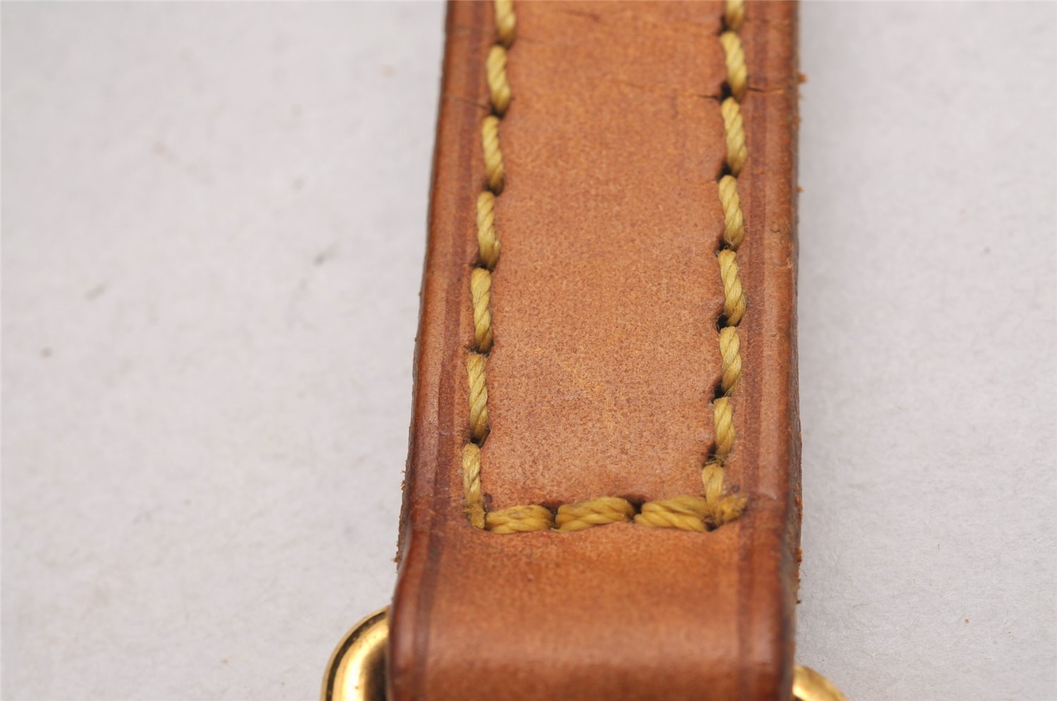 Authentic Louis Vuitton Leather Shoulder Strap Beige 51.2