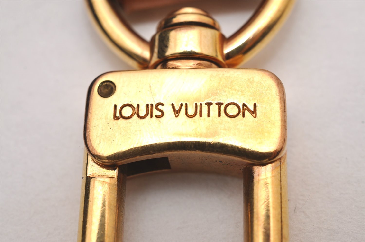 Authentic Louis Vuitton Leather Shoulder Strap Beige 40.7-47.2