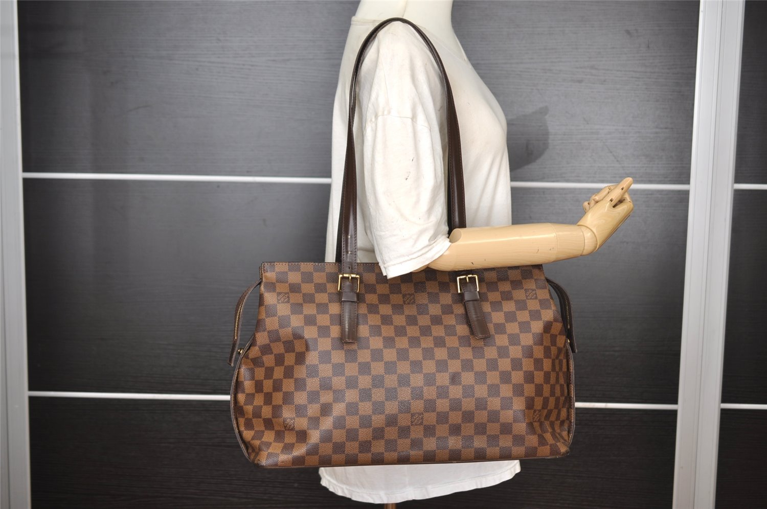 Authentic Louis Vuitton Damier Chelsea Shoulder Tote Bag N51119 LV 1671I