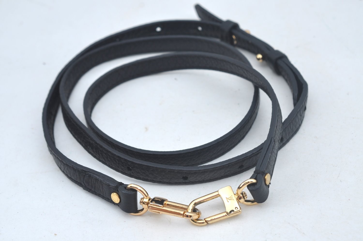 Authentic Louis Vuitton Leather Shoulder Strap Black 36.2-44.9